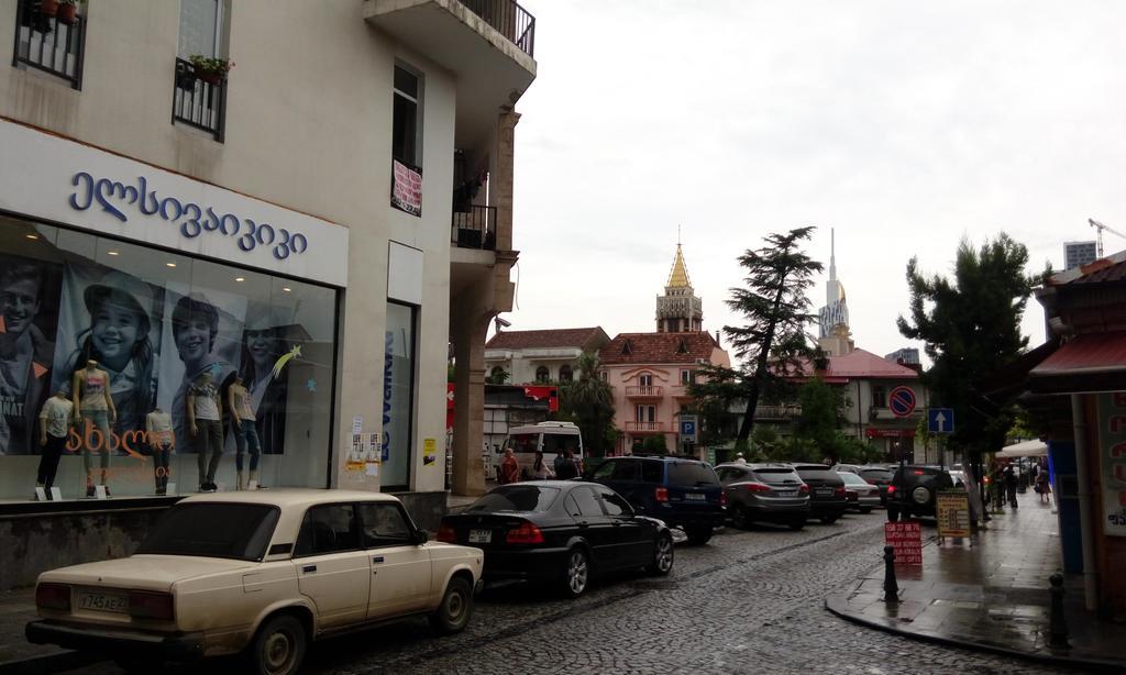 Old Street Guesthouse Batumi Exterior foto
