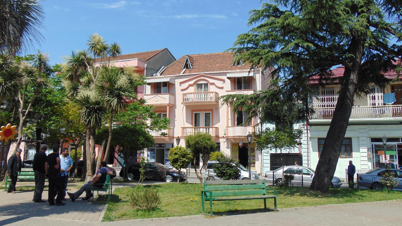 Old Street Guesthouse Batumi Exterior foto