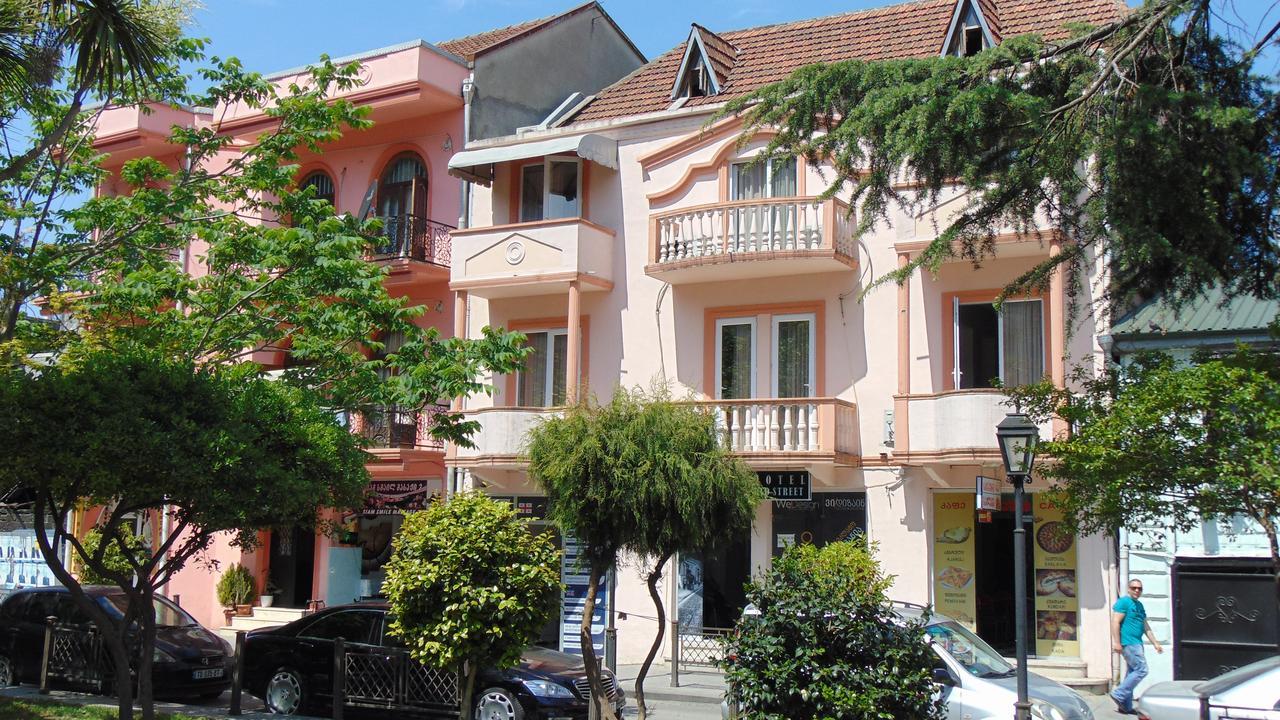 Old Street Guesthouse Batumi Exterior foto